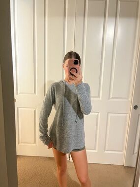 Cozy Gray Hooded Pullover Sweatshirt